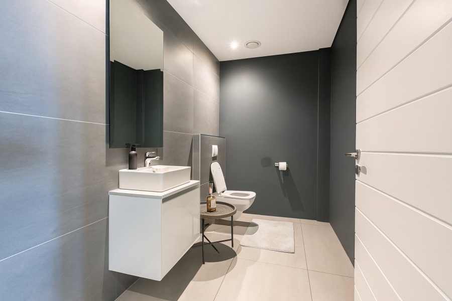 4 Bedroom Property for Sale in Green Point Western Cape